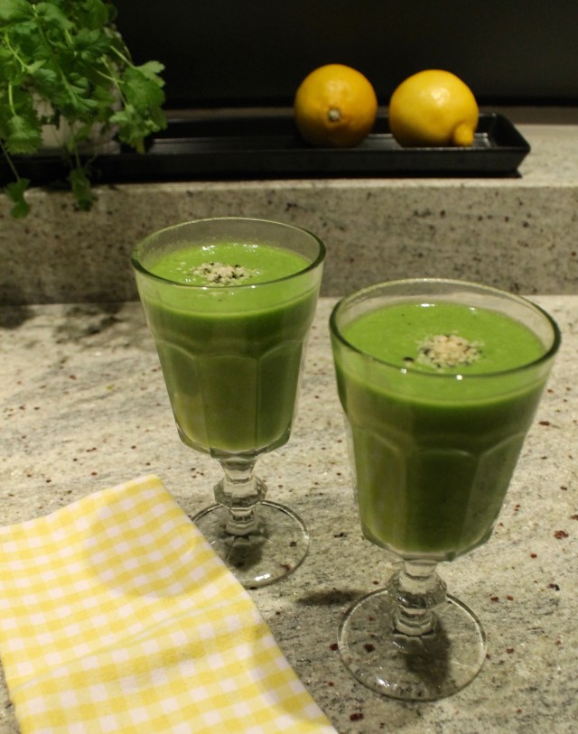 Spínat og mangó þeytingur