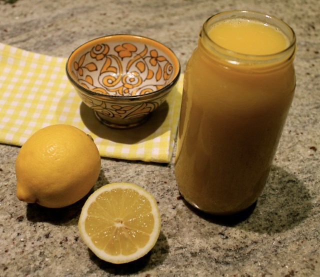 Sítrónusmjör (e. Lemmon curd) 