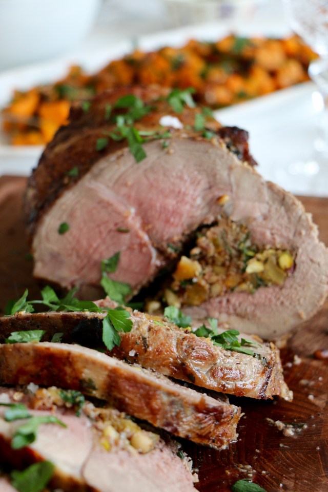 Hnetu- og aprikosufyllt lambalaeri